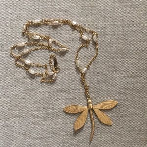 Dragonfly golden pearl necklace